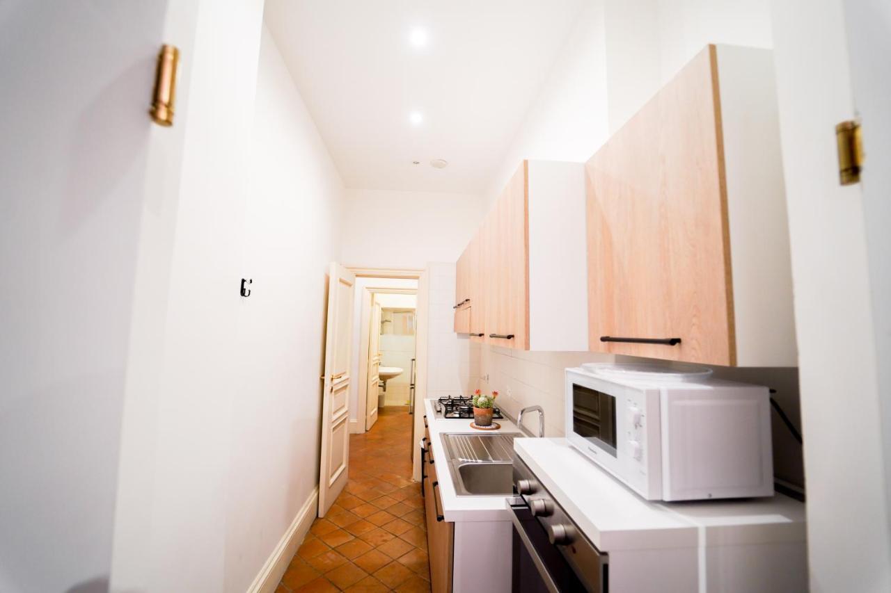 Casa Napoletana - Culture Apartment Napoli Bagian luar foto