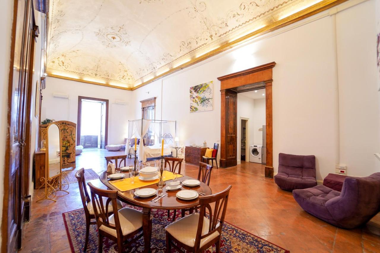 Casa Napoletana - Culture Apartment Napoli Bagian luar foto