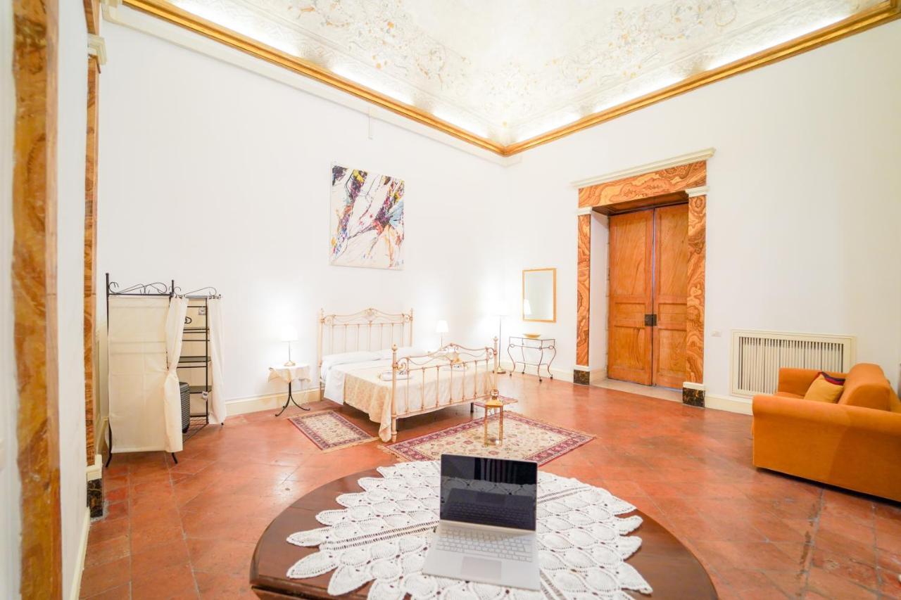 Casa Napoletana - Culture Apartment Napoli Bagian luar foto
