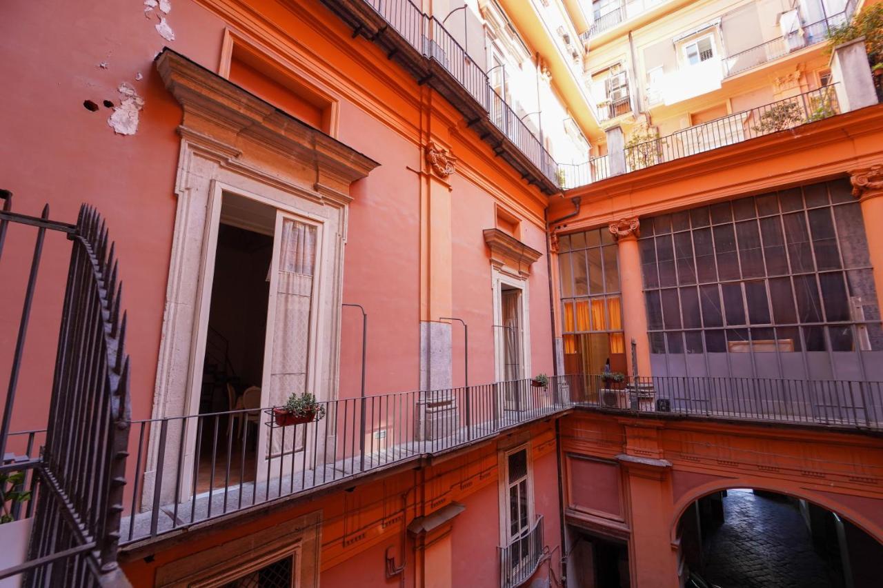 Casa Napoletana - Culture Apartment Napoli Bagian luar foto